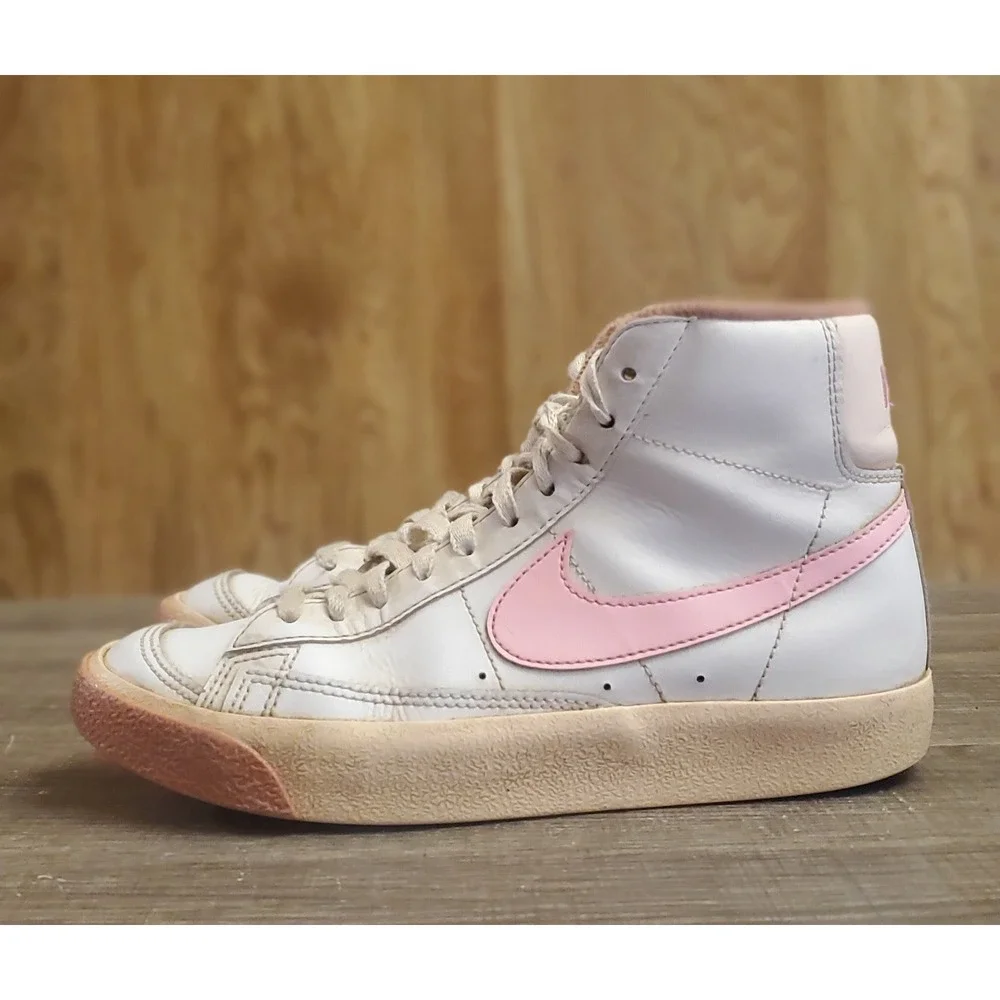 Nike Blazer Mid 77 Sneakers Youth Size 4Y White Pink - Picture 3 of 12